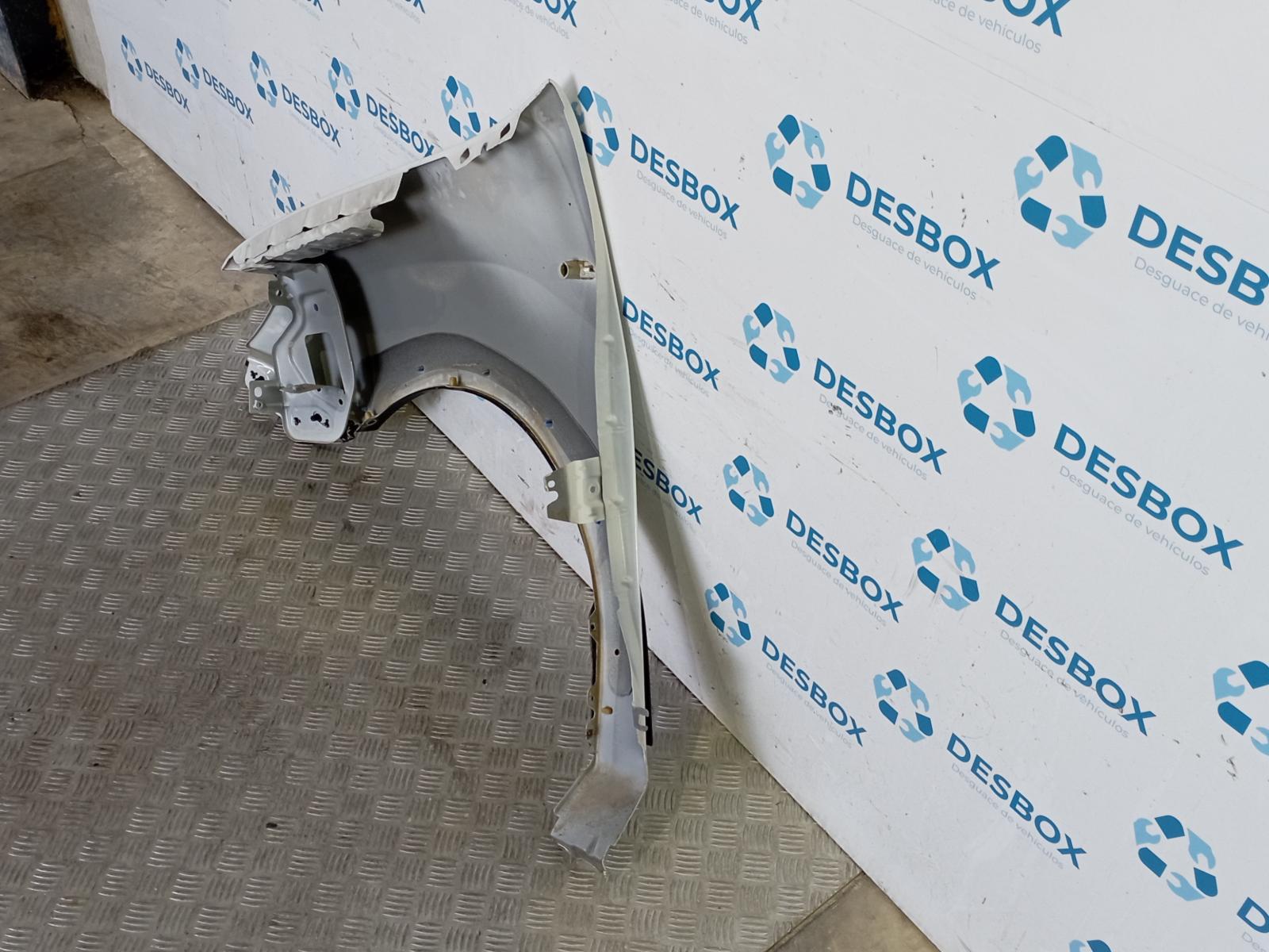 ALETA DELANTERA DERECHA DACIA SANDERO - vista 4