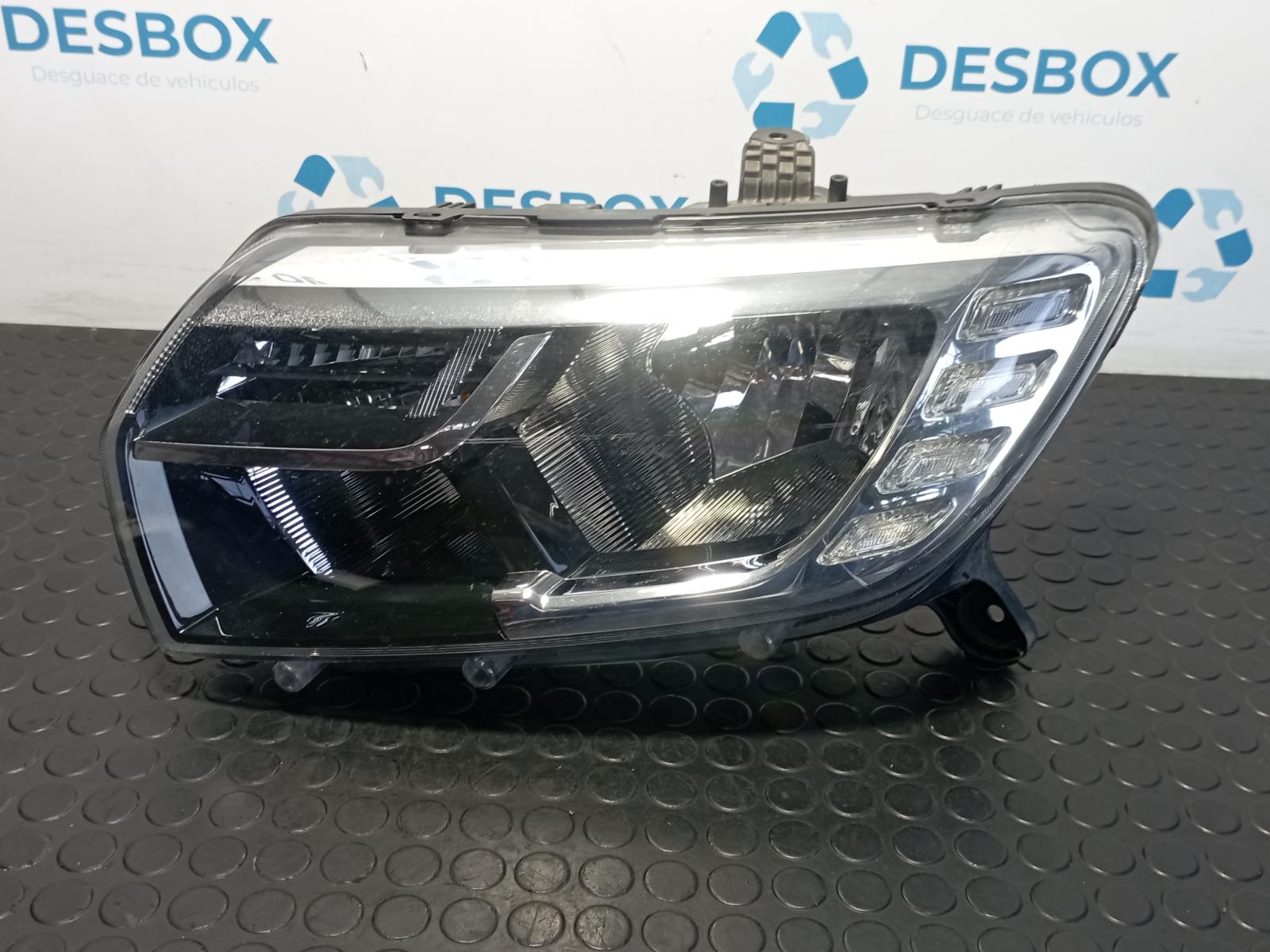 FARO IZQUIERDO DACIA SANDERO