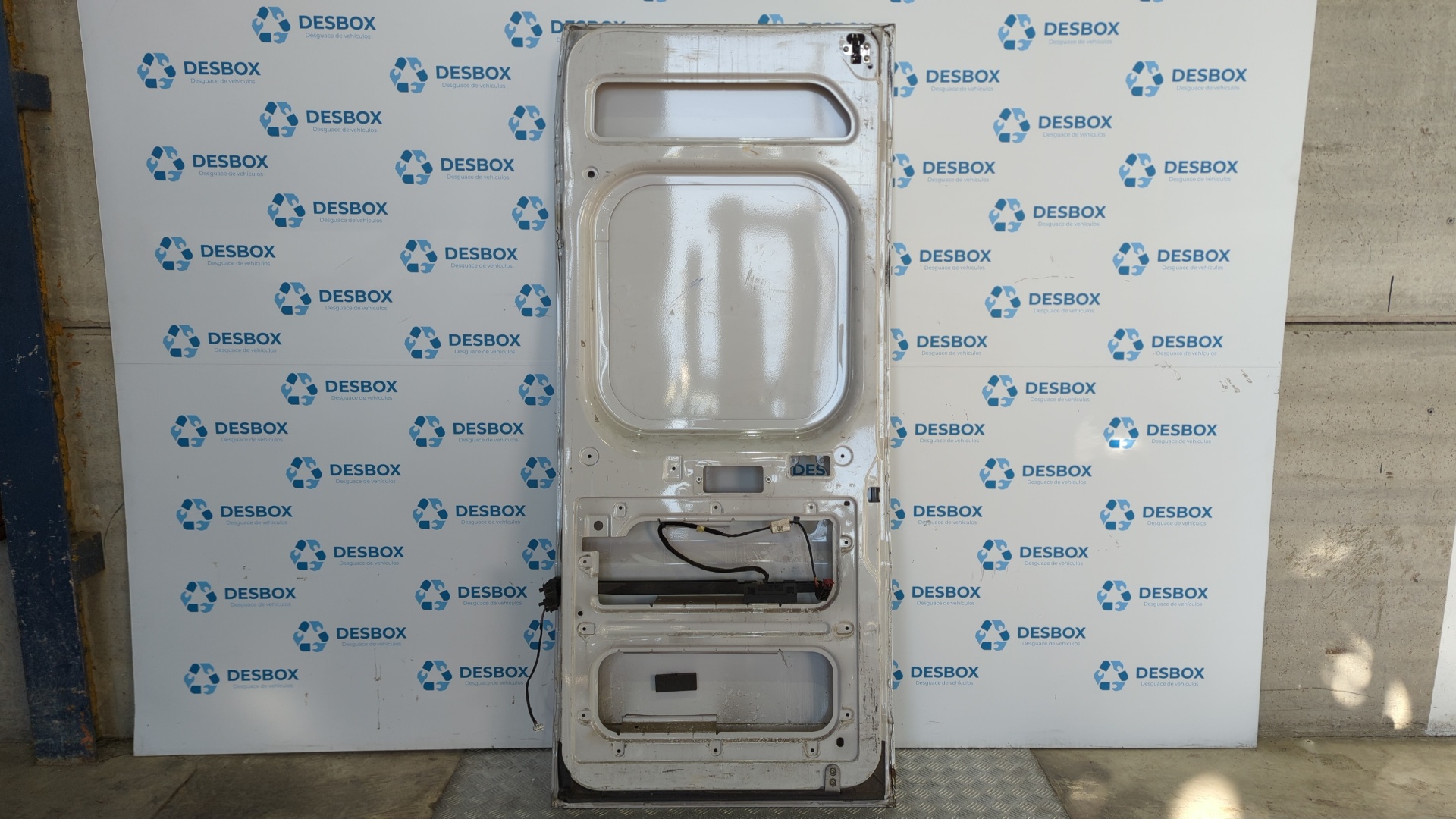 PORTON TRASERO DERECHO PEUGEOT BOXER Furgoneta - vista 2