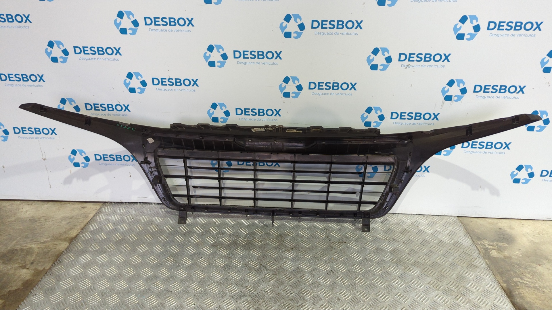REJILLA DELANTERA PEUGEOT BOXER Furgoneta - vista 3
