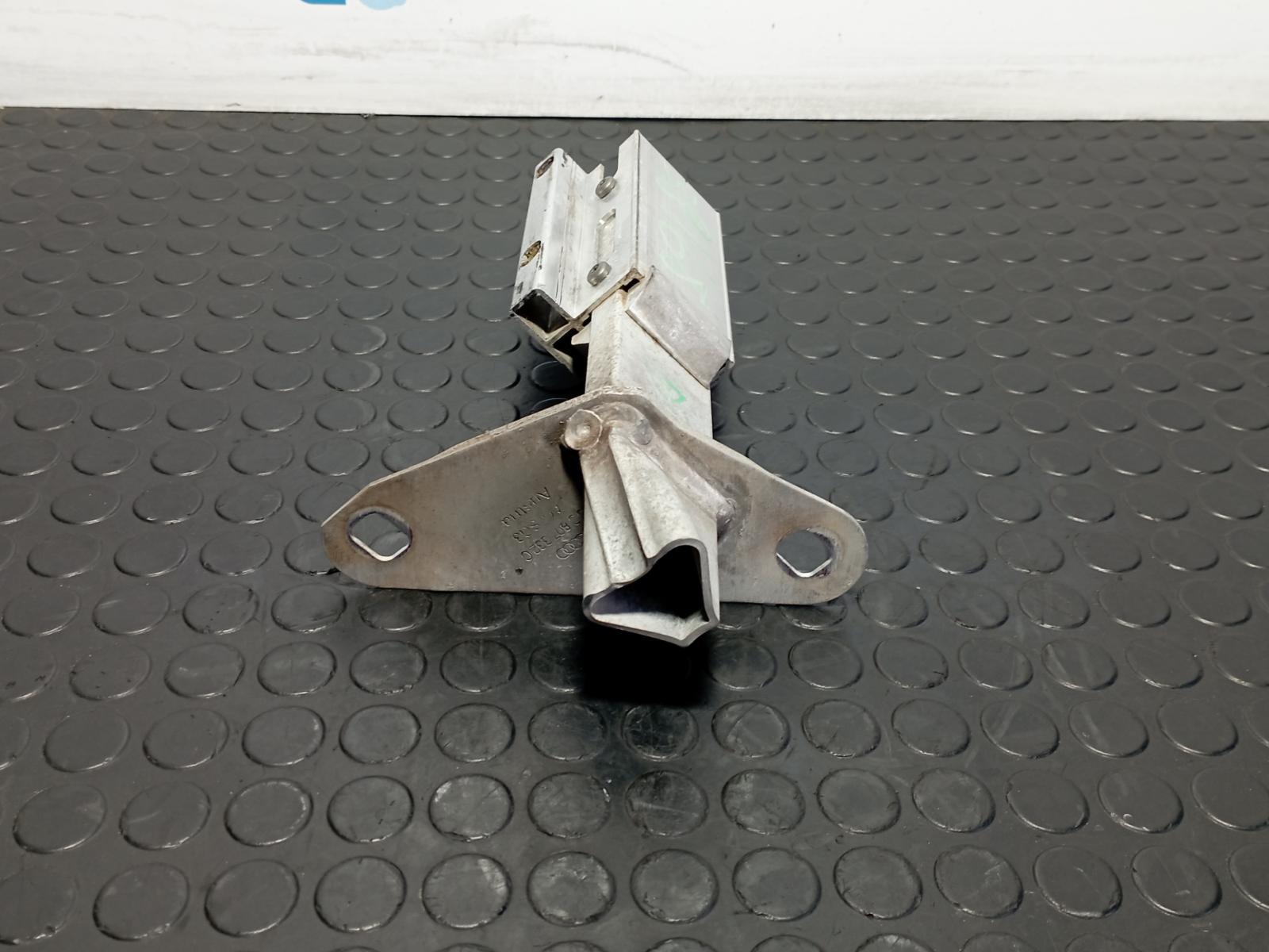 PUNTERA PARAGOLPES TRASERA DERECHA AUDI A4 BERLINA (B5) - vista 2