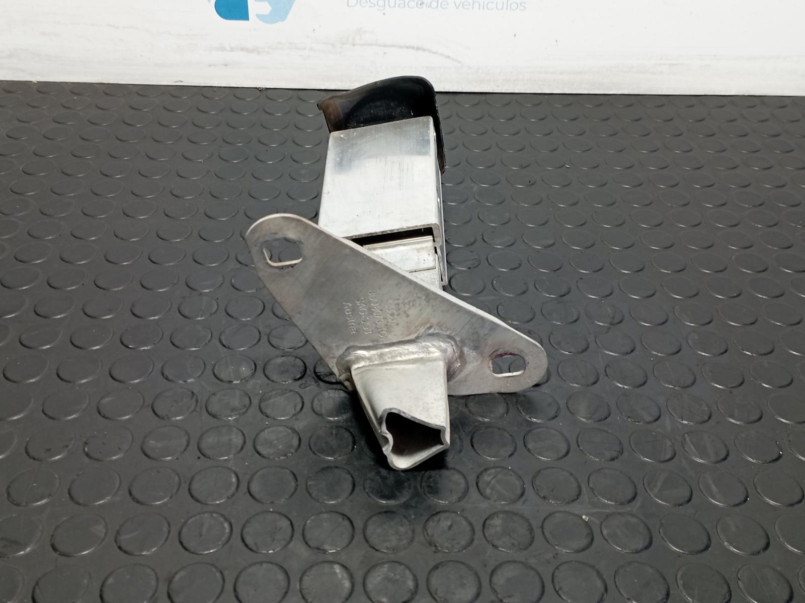 PUNTERA PARAGOLPES TRASERA IZQUIERDA AUDI A4 BERLINA (B5) - vista 3