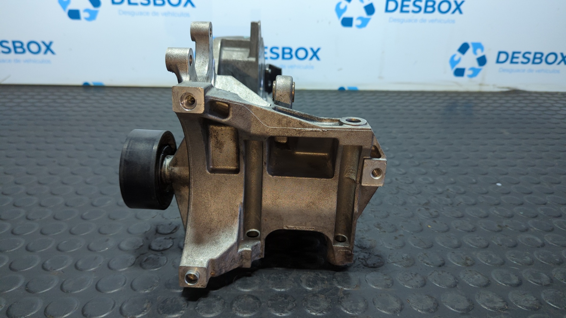 SOPORTE ALTERNADOR AUDI Q5 (8R) - vista 2