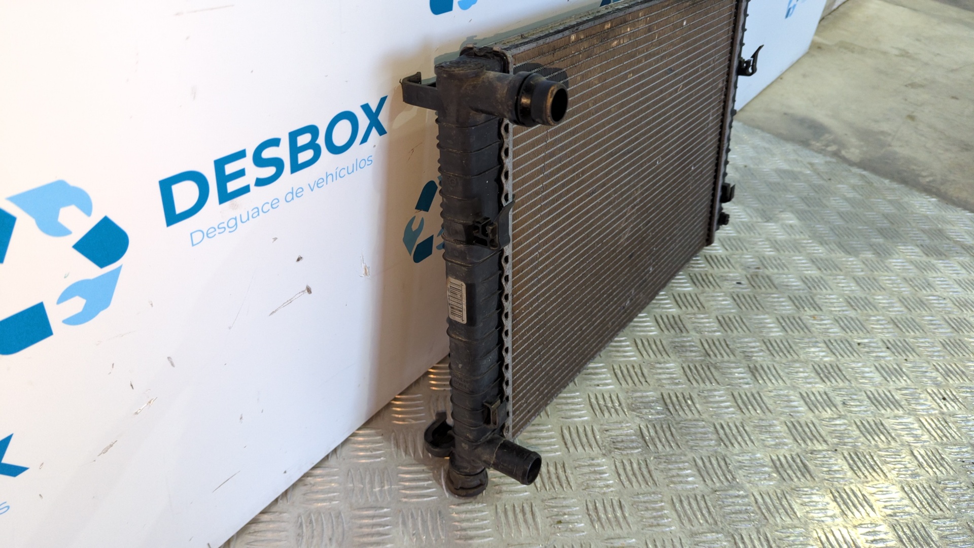 RADIADOR AGUA FORD FIESTA - vista 2