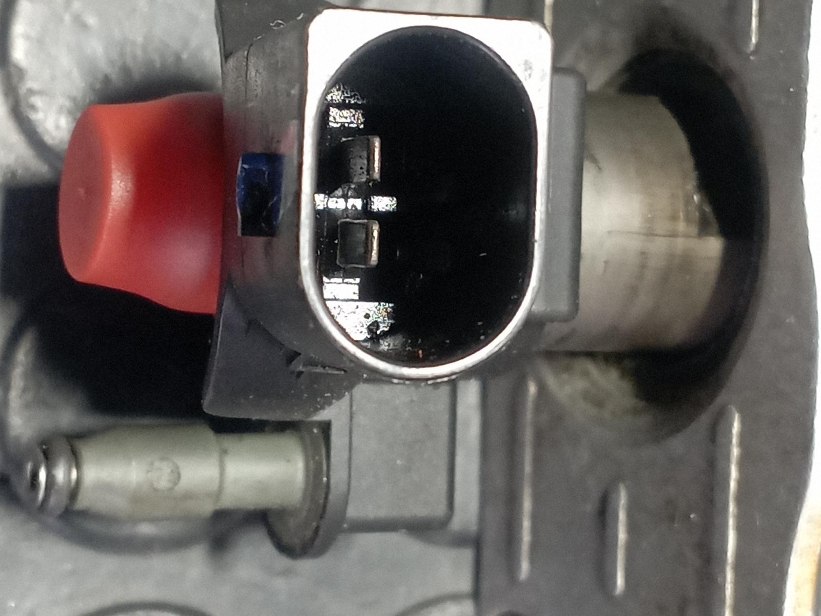 INYECTOR AUDI Q5 (8R) - vista 3