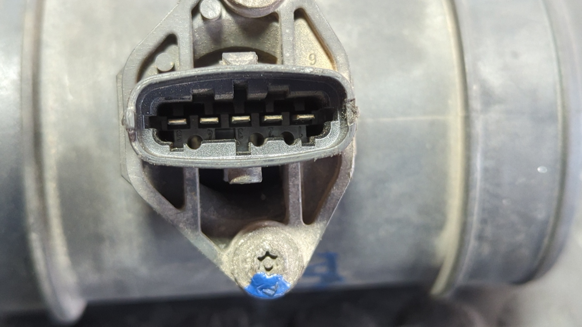 CAUDALIMETRO NISSAN CABSTAR 01.04 - vista 3