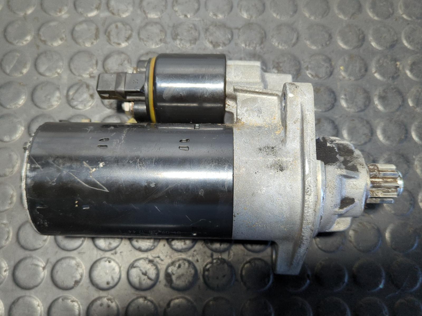 MOTOR ARRANQUE VOLKSWAGEN GOLF IV BERLINA (1J1) - vista 5