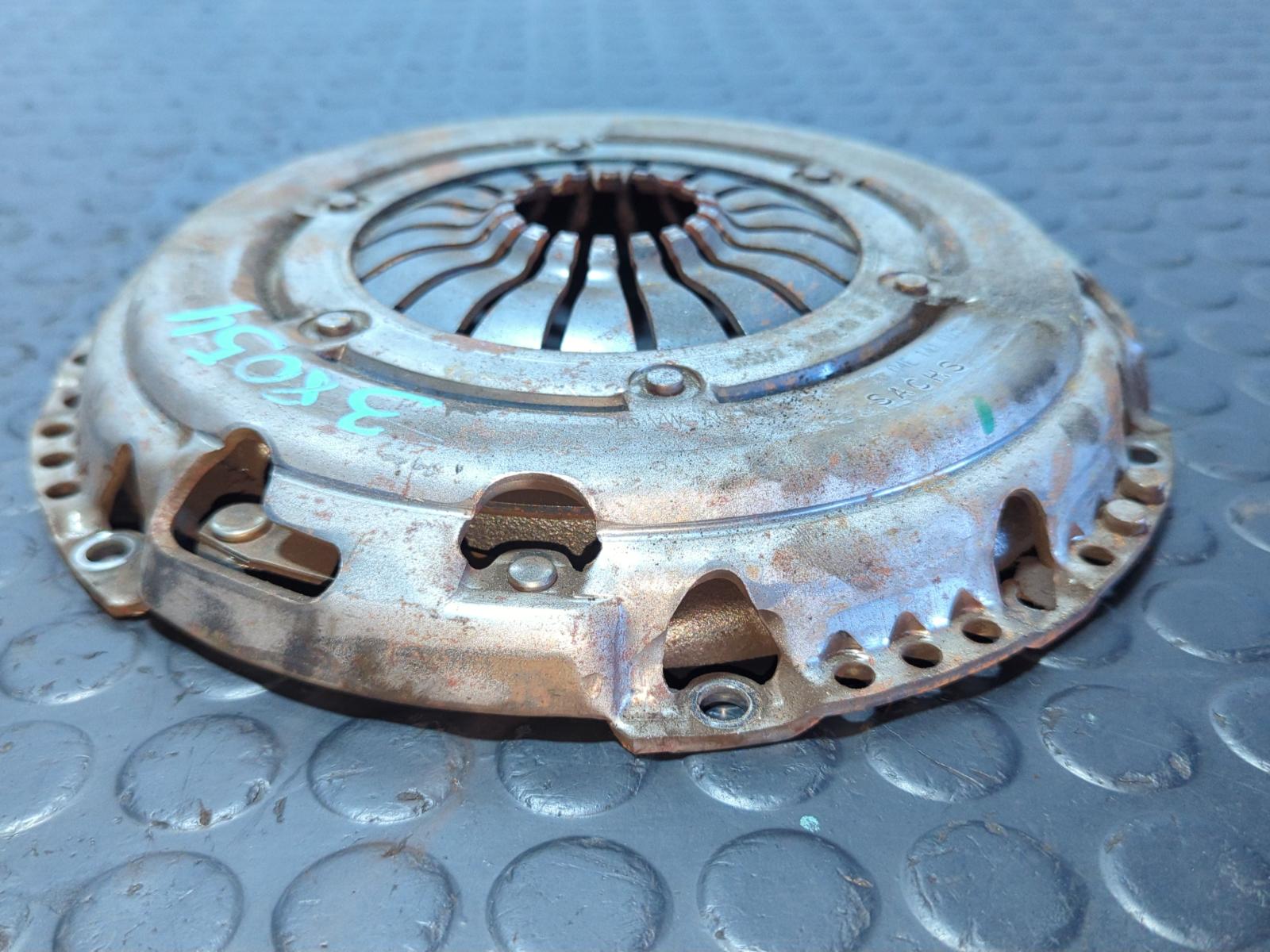 KIT EMBRAGUE VOLKSWAGEN GOLF VII LIM. - vista 9