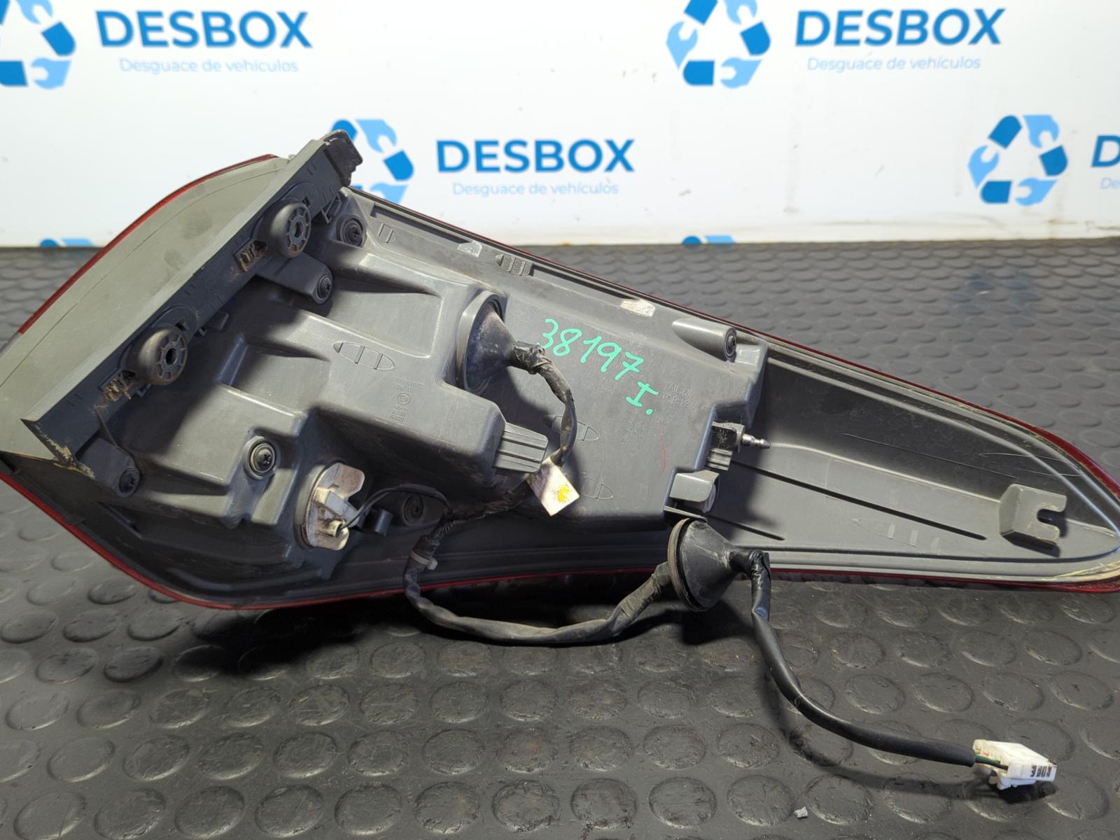 PILOTO TRASERO IZQUIERDO HYUNDAI I40 - vista 3