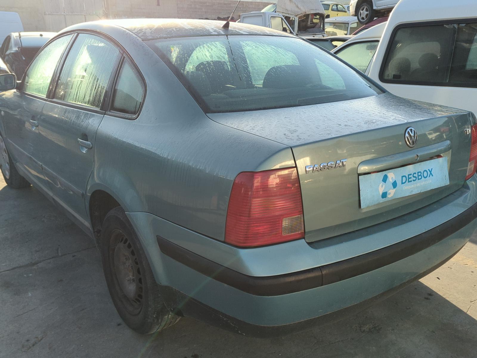 RETROVISOR IZQUIERDO VOLKSWAGEN PASSAT BERLINA (3B3) - vista 17