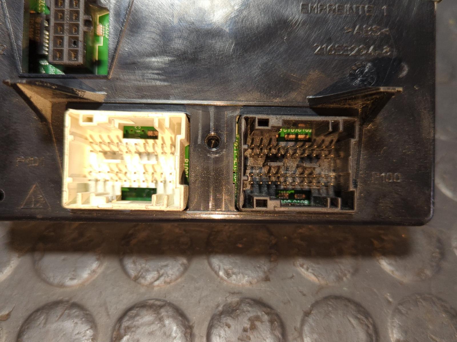 MODULO ELECTRONICO RENAULT LAGUNA II (BG0) - vista 2