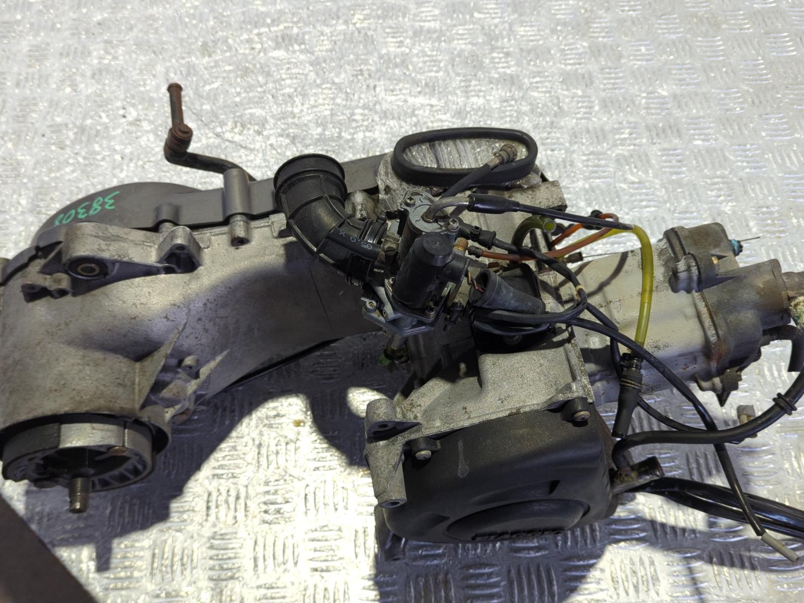 MOTOR  PIAGGIO (VESPA) HEXAGON - vista 2