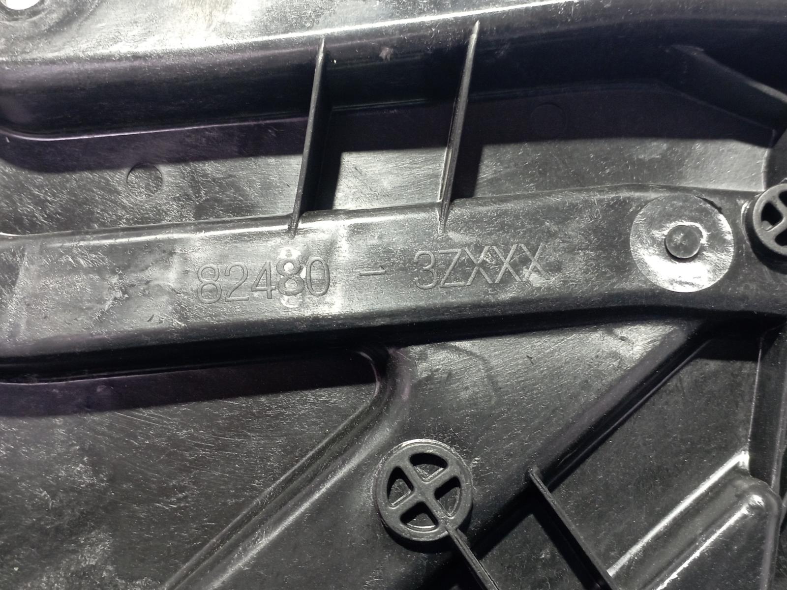 ELEVALUNAS DELANTERO DERECHO HYUNDAI I40 - vista 2