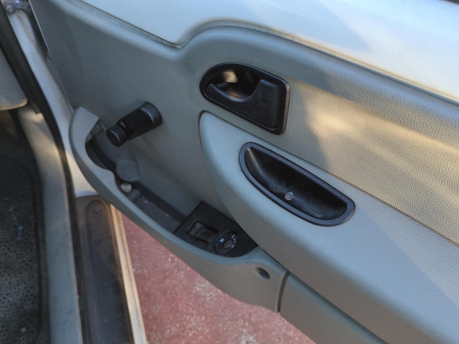 CATALIZADOR RENAULT KANGOO Express - recambio desguace - vista 11