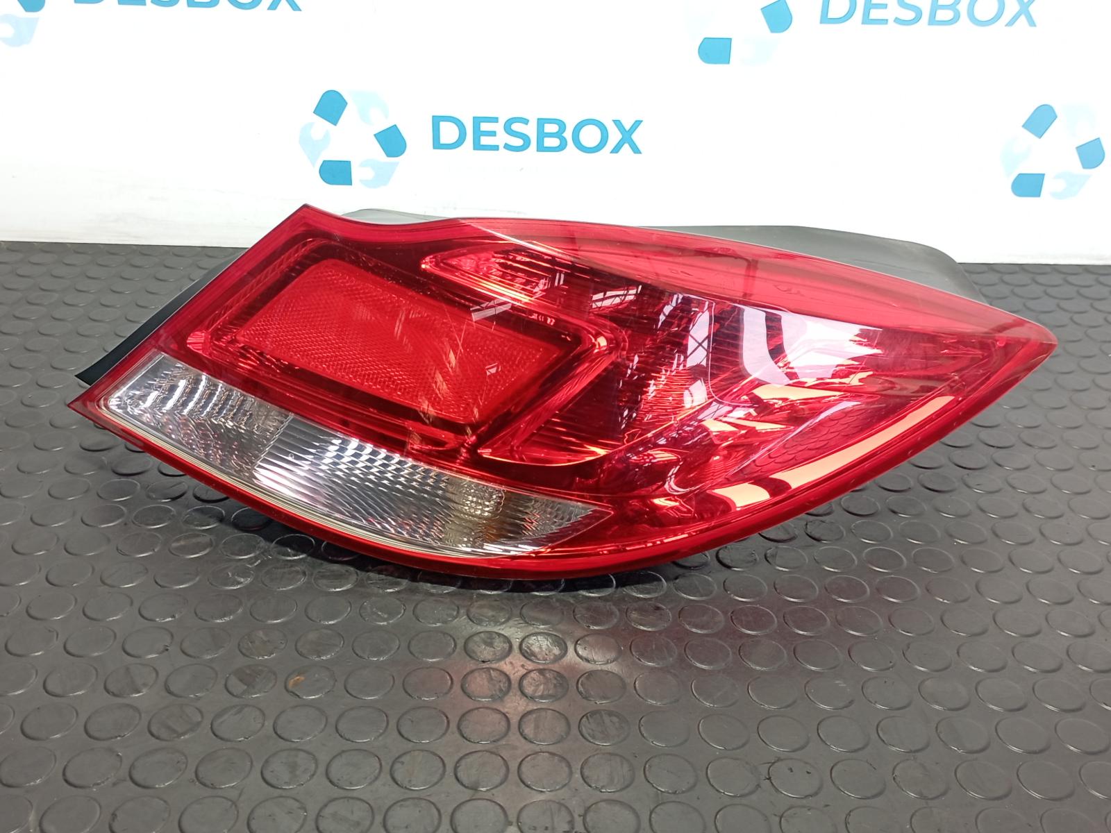 PILOTO TRASERO DERECHO OPEL INSIGNIA BERLINA