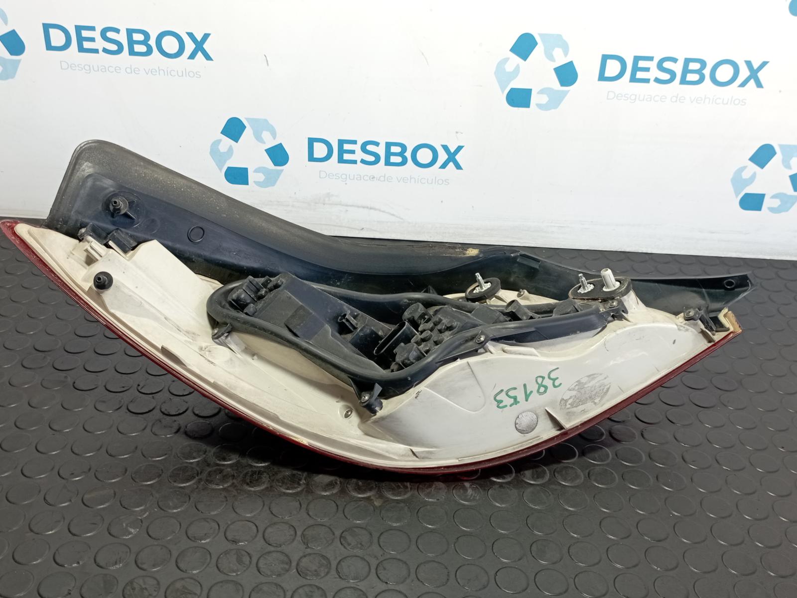 PILOTO TRASERO DERECHO OPEL INSIGNIA BERLINA - vista 2