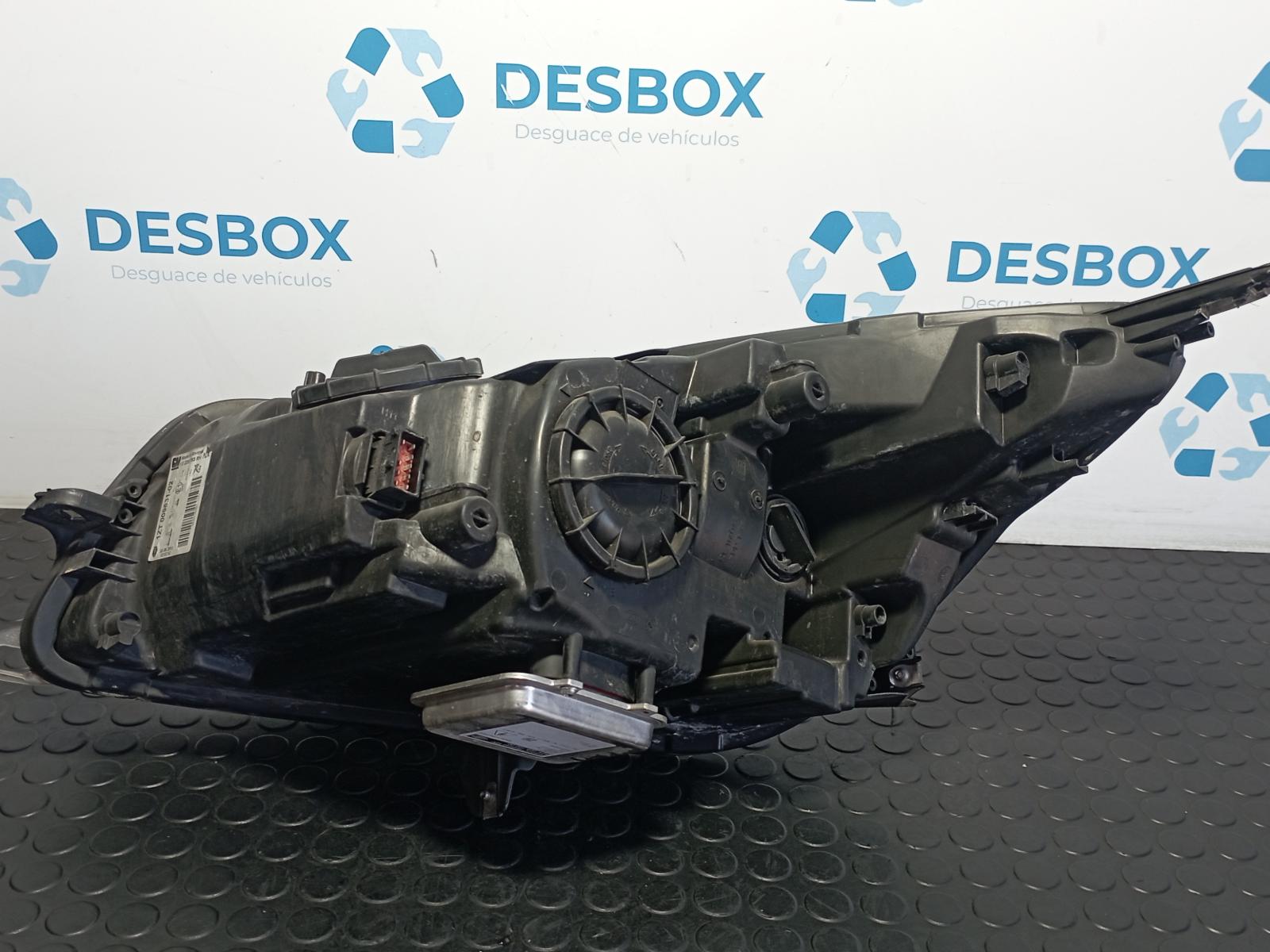 FARO DERECHO OPEL INSIGNIA BERLINA - vista 4