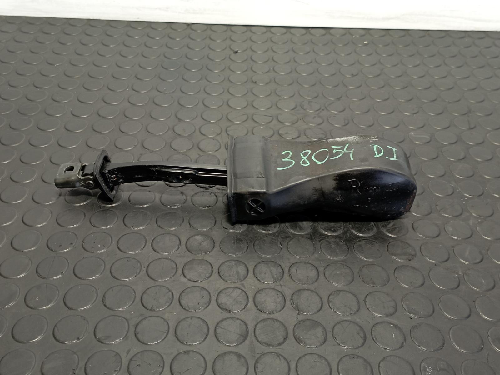 RETENEDOR PUERTA IZQUIERDA