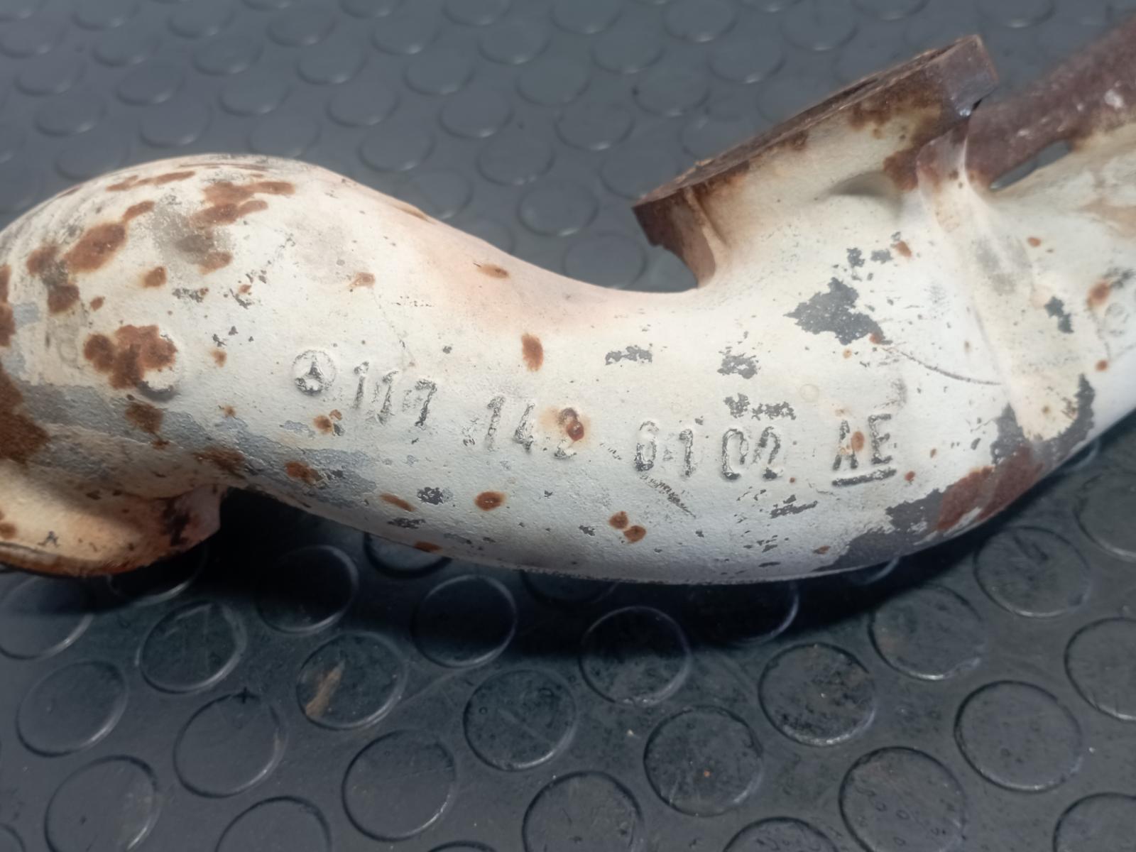 COLECTOR ESCAPE MERCEDES-BENZ CLASE S (W126) BERLINA+COUPE - vista 3