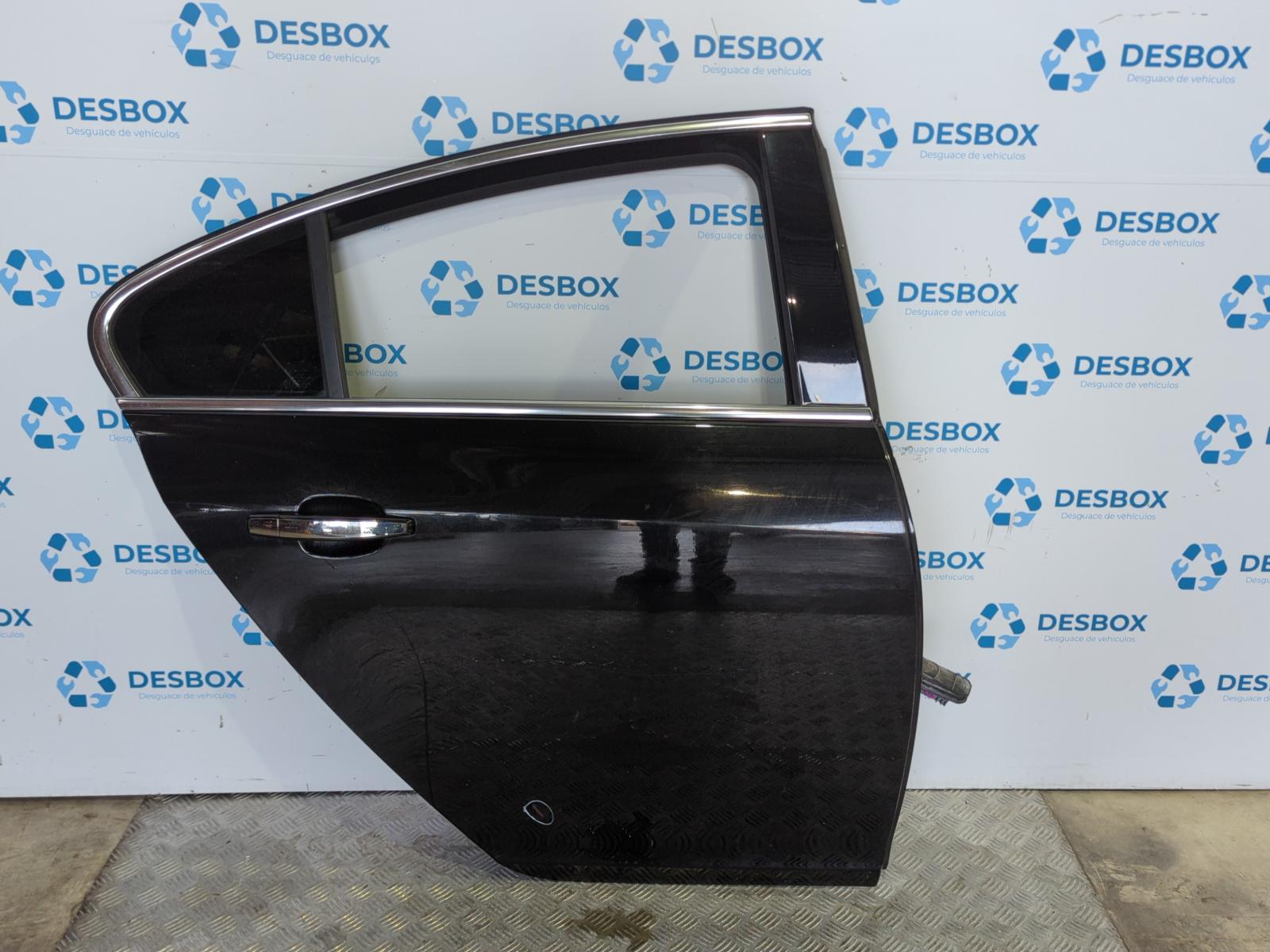 PUERTA TRASERA DERECHA