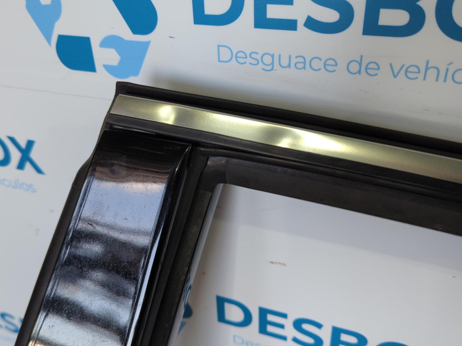 Recambio de PUERTA TRASERA IZQUIERDA para HYUNDAI I40 D4FD - NEGRO 4