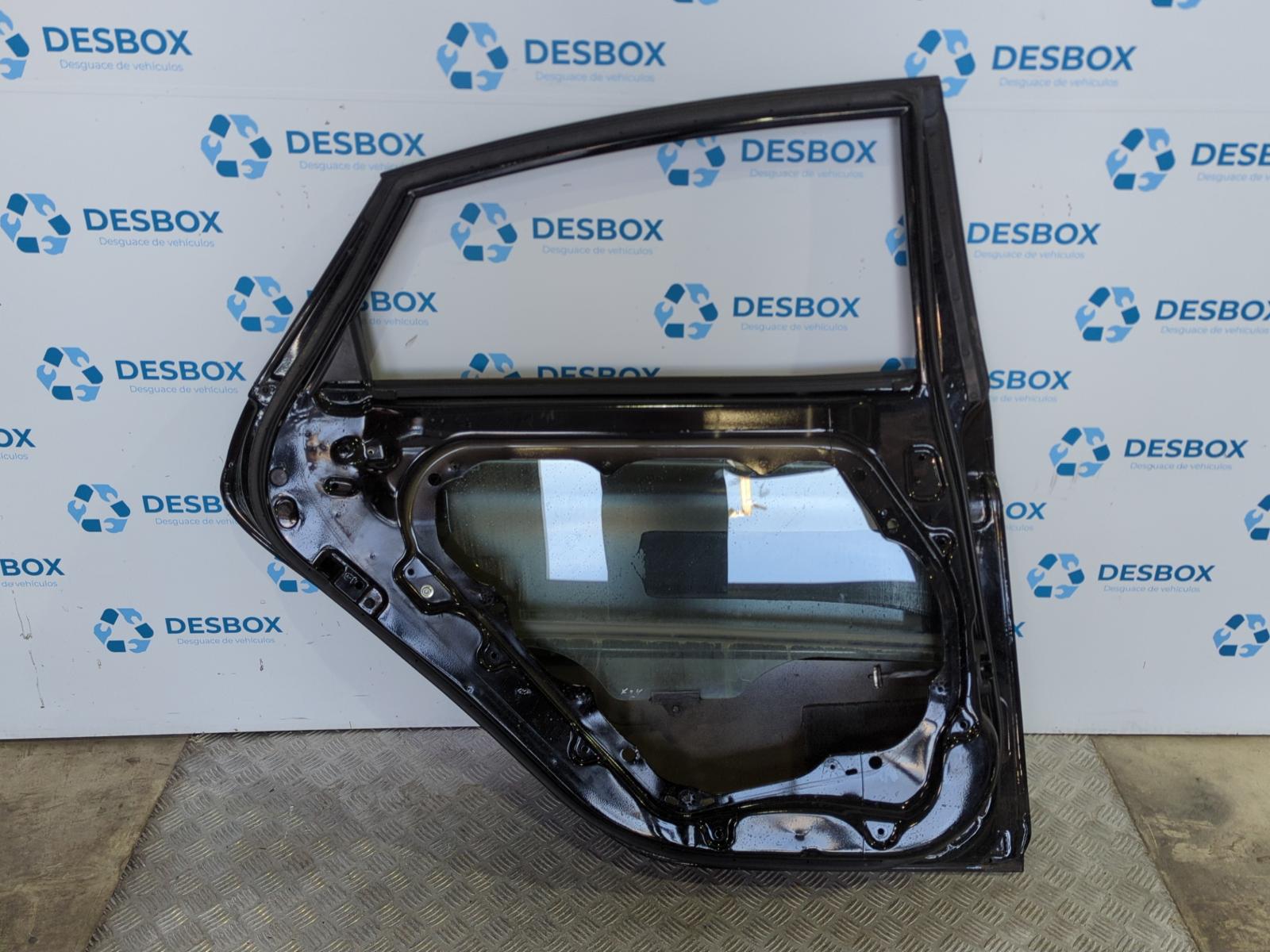 Recambio de PUERTA TRASERA IZQUIERDA para HYUNDAI I40 D4FD - NEGRO 5