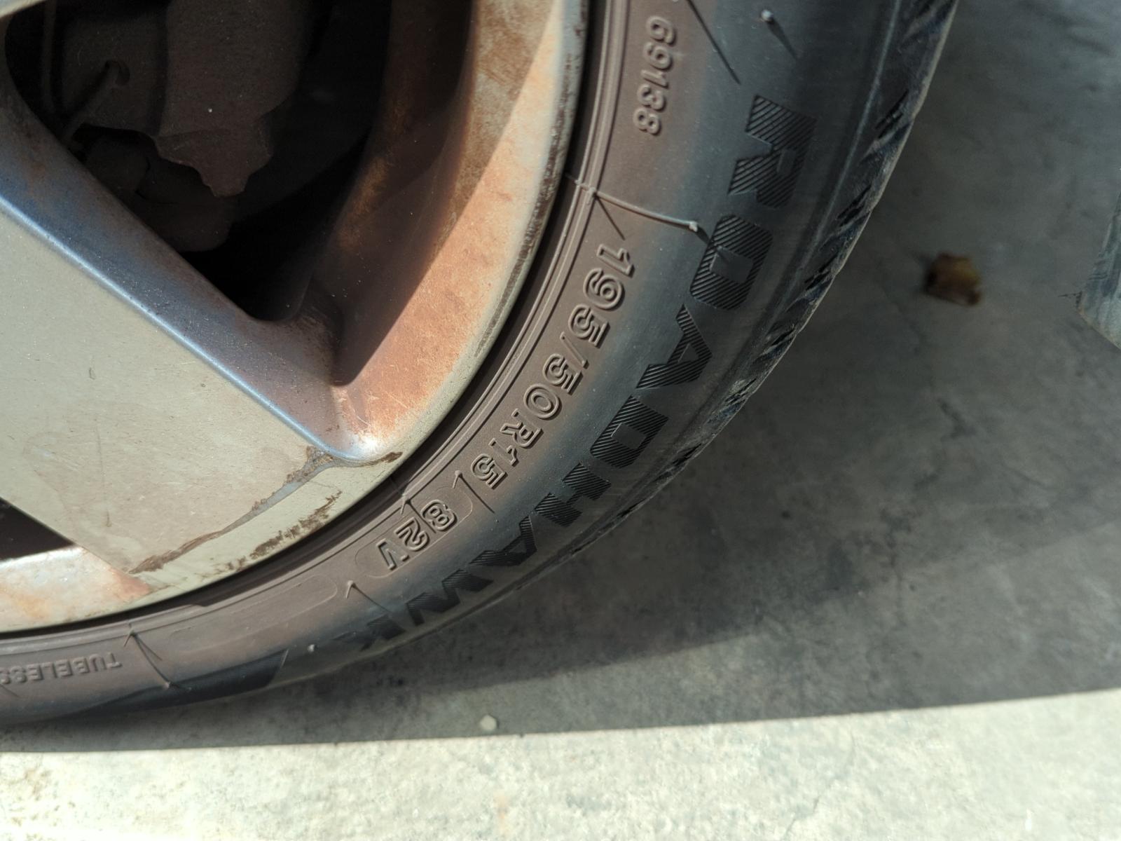 PORTON TRASERO FORD FIESTA (CBK) - recambio desguace - vista 9