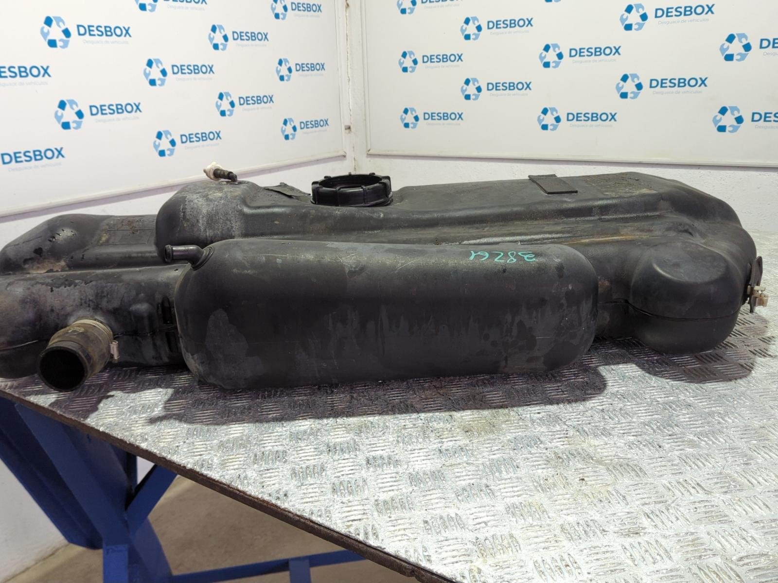 DEPOSITO COMBUSTIBLE MERCEDES-BENZ SPRINTER 02.00 -> CAJA ABIERTA - vista 3