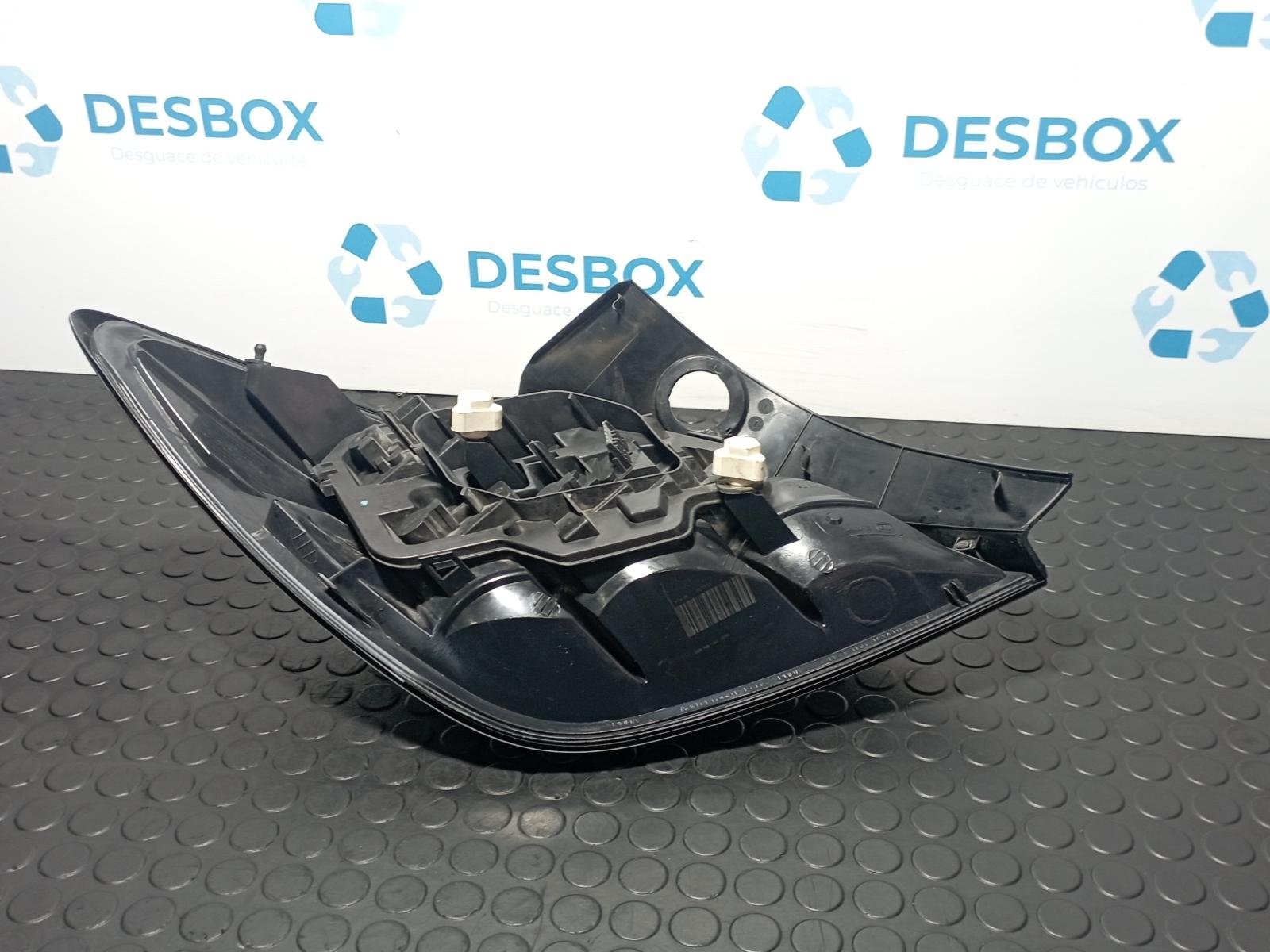 PILOTO TRASERO DERECHO OPEL ASTRA GTC - vista 2