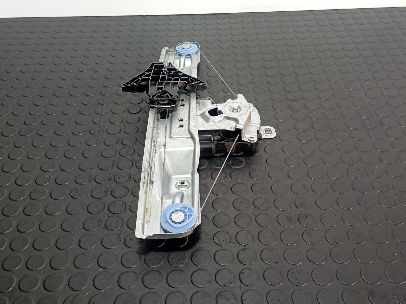 Recambio de ELEVALUNAS TRASERO IZQUIERDO para OPEL INSIGNIA BERLINA A20DTH referencia OEM IAM 964839106 - NEGRO 3