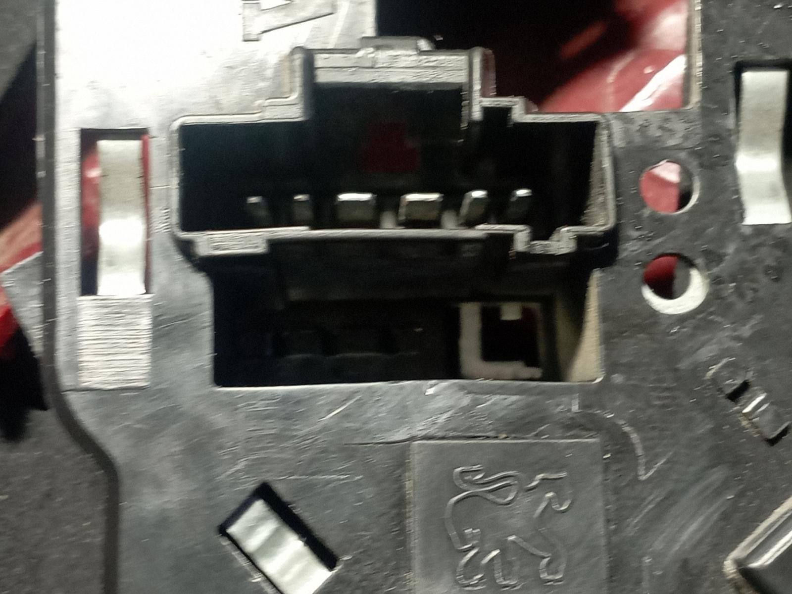 PILOTO TRASERO DERECHO PEUGEOT 307 (S1) - vista 4