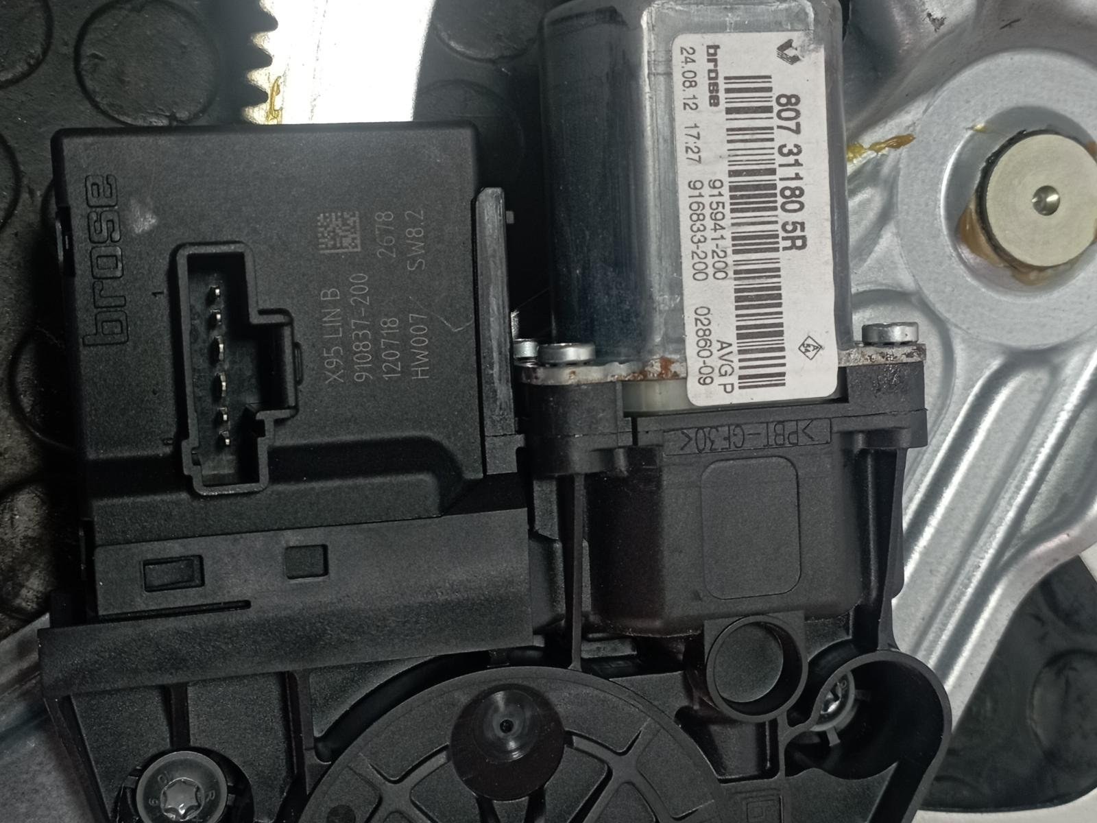 Recambio de ELEVALUNAS DELANTERO IZQUIERDO para RENAULT SCENIC III K9KN8 referencia OEM IAM 966416102 - ROJO 3