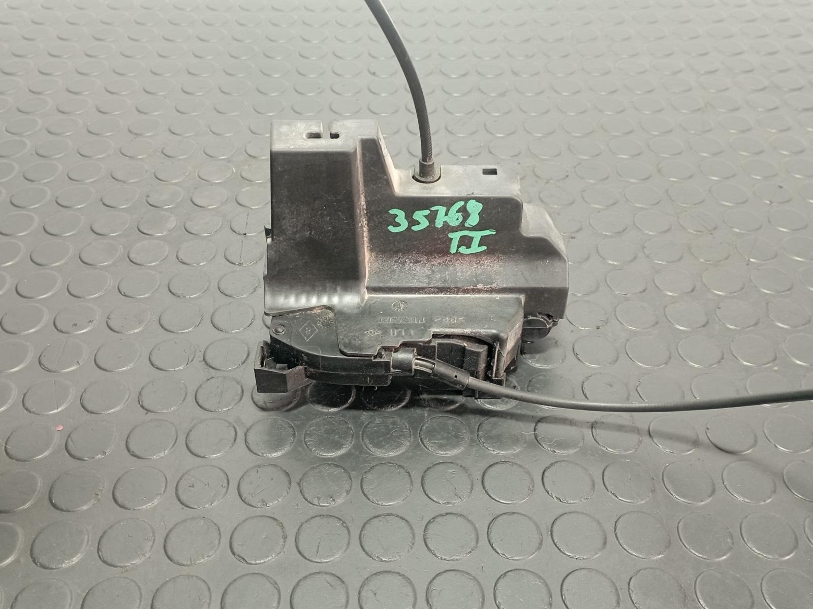 Recambio de CERRADURA PUERTA TRASERA IZQUIERDA para RENAULT SCENIC III K9KN8 referencia OEM IAM 825030005R - ROJO 2