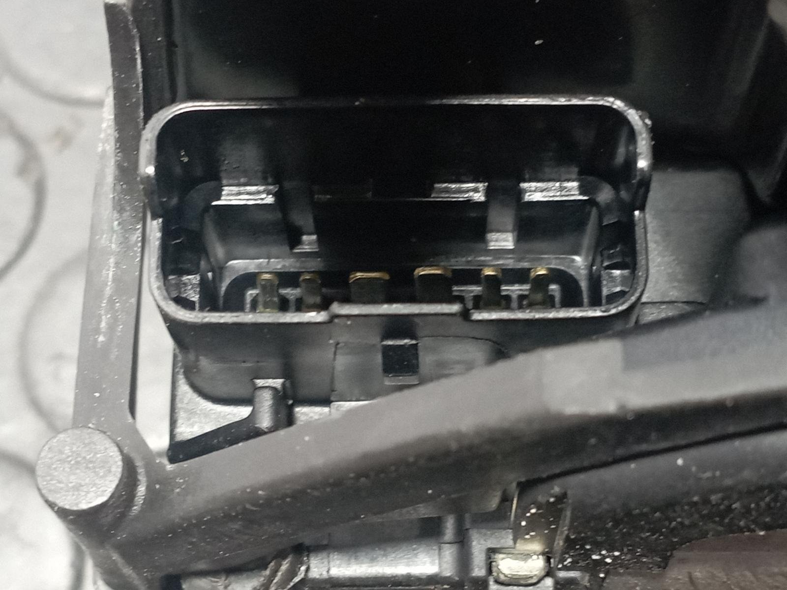 Recambio de CERRADURA PUERTA DELANTERA DERECHA para RENAULT SCENIC III K9KN8 referencia OEM IAM 805020007R - ROJO 3