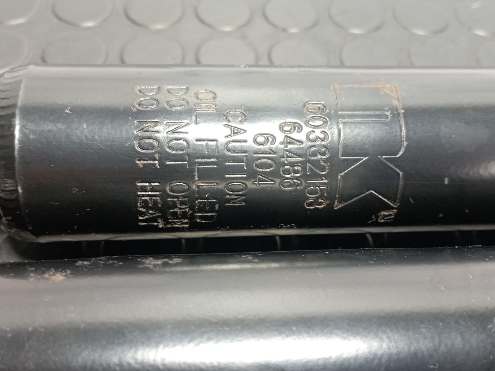 JUEGO AMORTIGUADORES TRASERO MERCEDES-BENZ SPRINTER 02.00 -> CAJA ABIERTA - vista 3