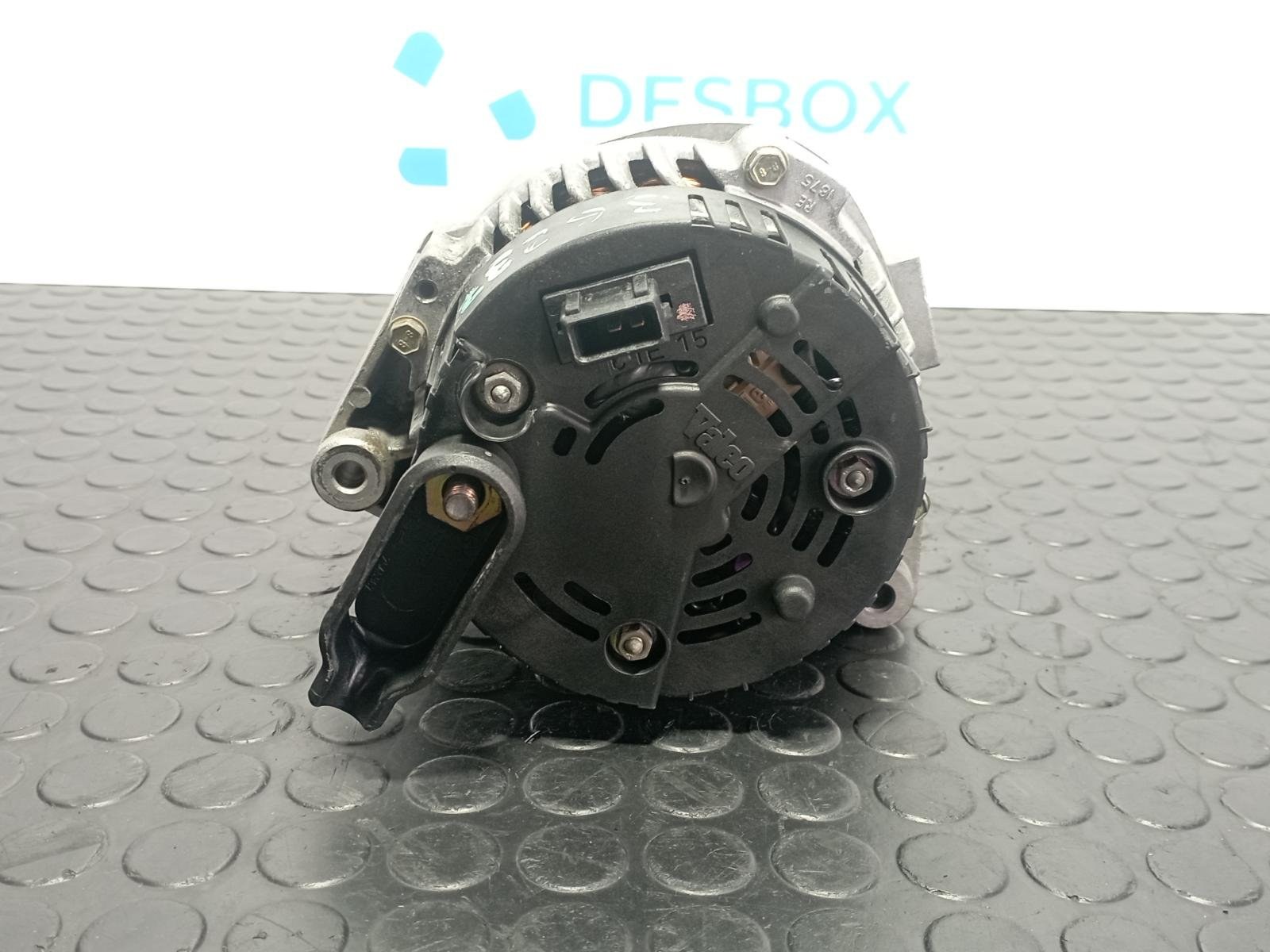 ALTERNADOR BMW SERIE 3 COMPACTO (E36) - recambio desguace - vista 4