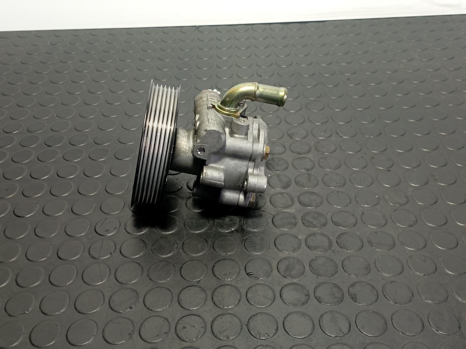 Recambio de BOMBA DIRECCION para SEAT ALHAMBRA (7V9) ASZ referencia OEM IAM 7M0145157AA - GRIS 2
