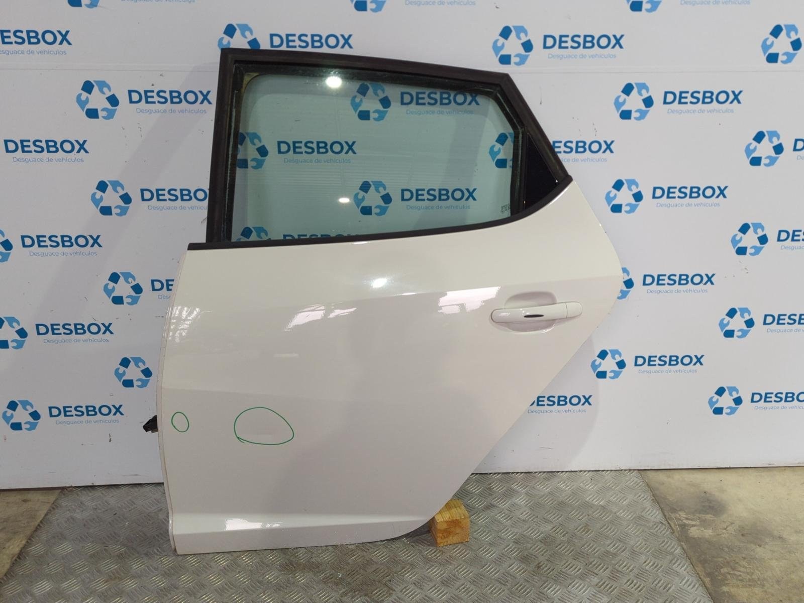 PUERTA TRASERA IZQUIERDA SEAT IBIZA (6J5) - recambio desguace