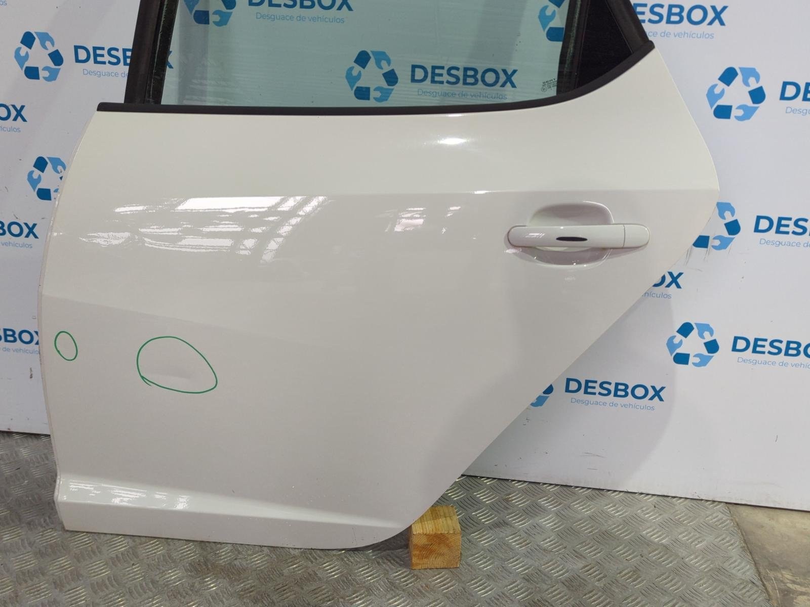 PUERTA TRASERA IZQUIERDA SEAT IBIZA (6J5) - recambio desguace - vista 2