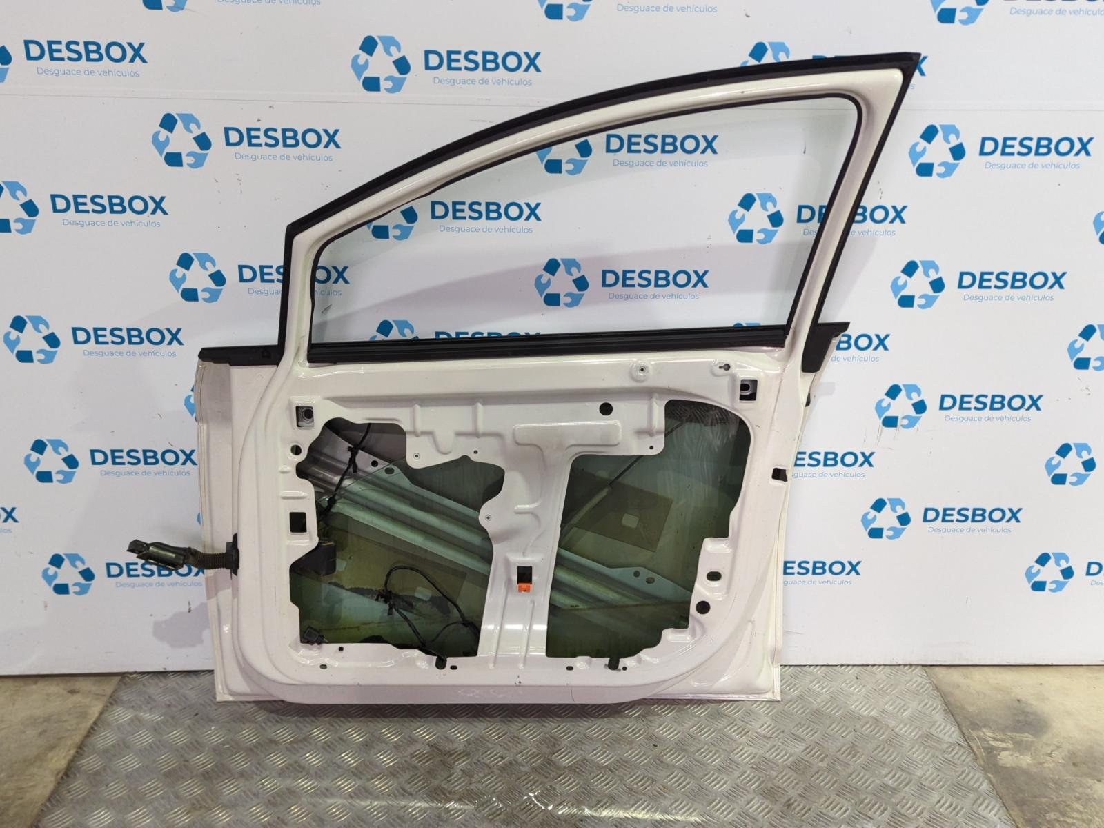 PUERTA DELANTERA DERECHA SEAT IBIZA (6J5) - recambio desguace - vista 4