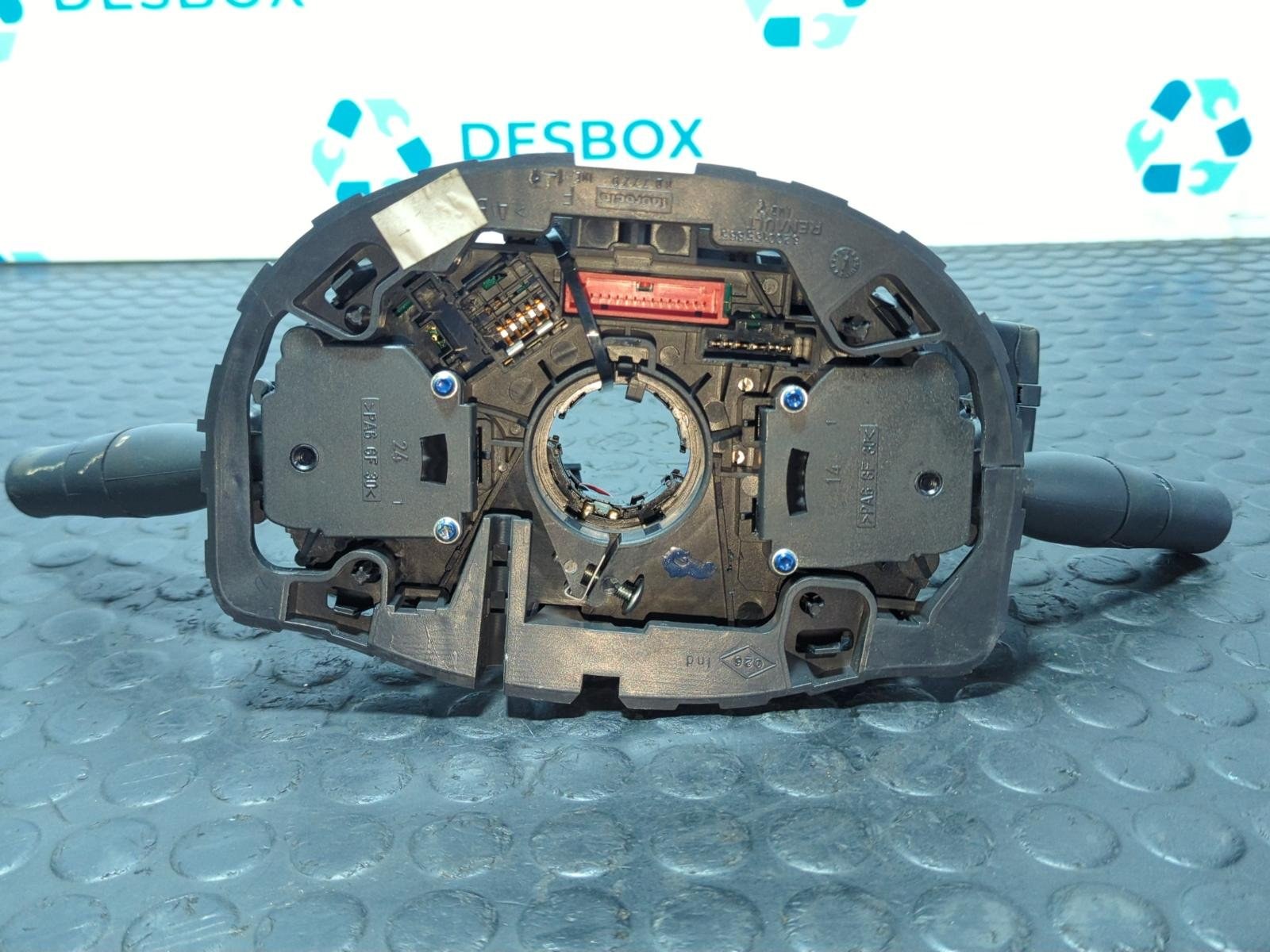 Recambio de MANDO MULTIFUNCION para RENAULT MEGANE II F9QB8 referencia OEM IAM 8200216462 7