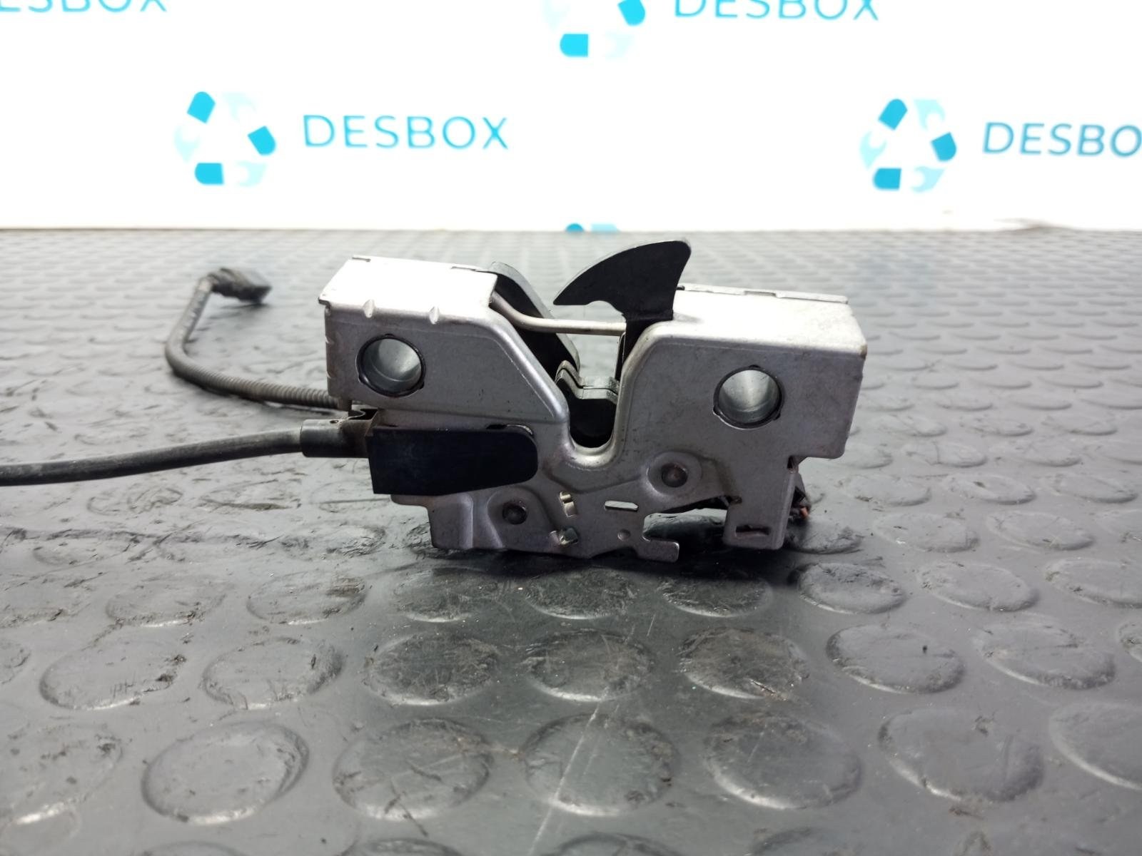 CERRADURA CAPO VOLKSWAGEN TIGUAN - recambio desguace - vista 2