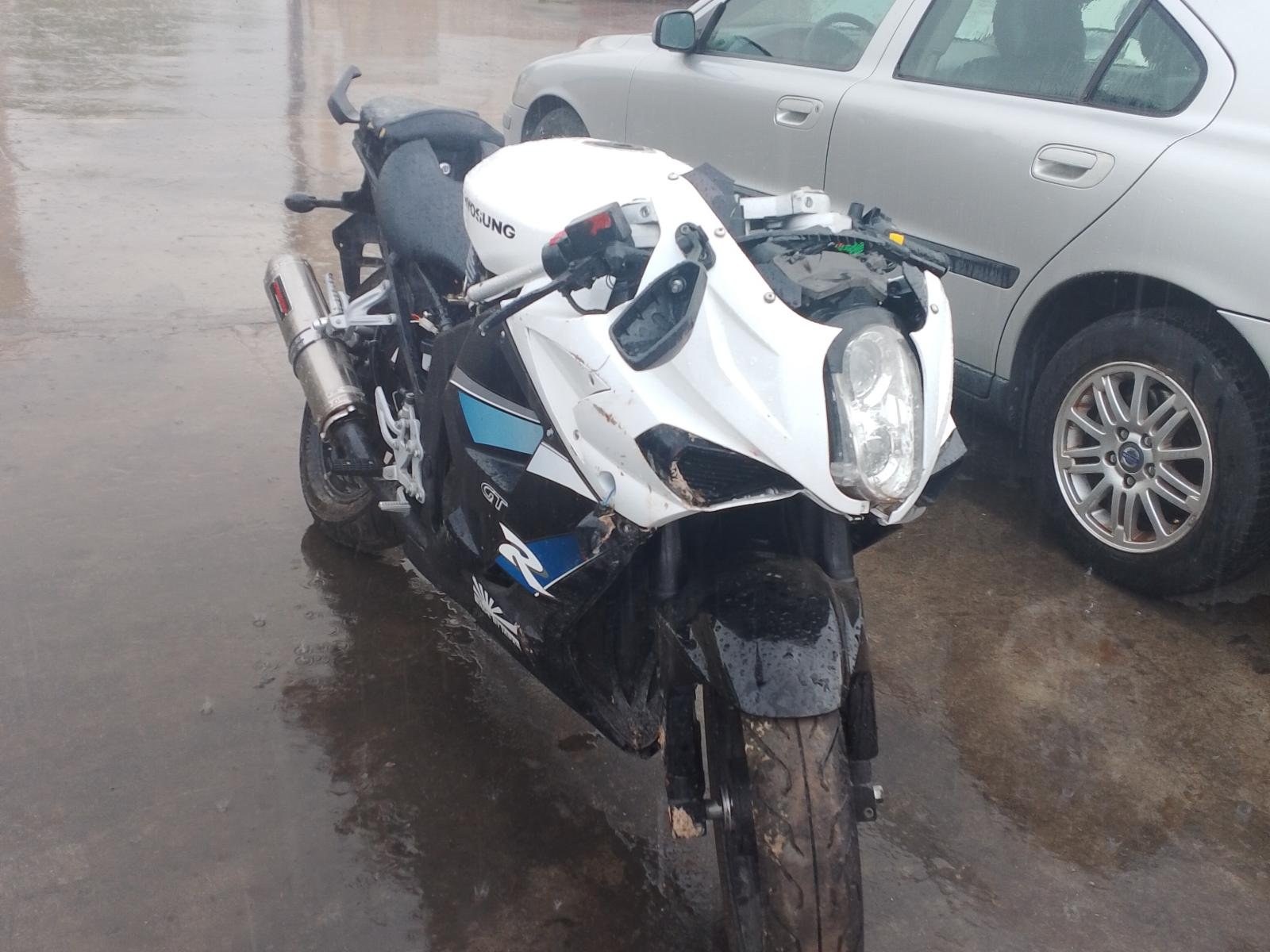MOTOR  HYOSUNG AQUILA - recambio desguace - vista 5