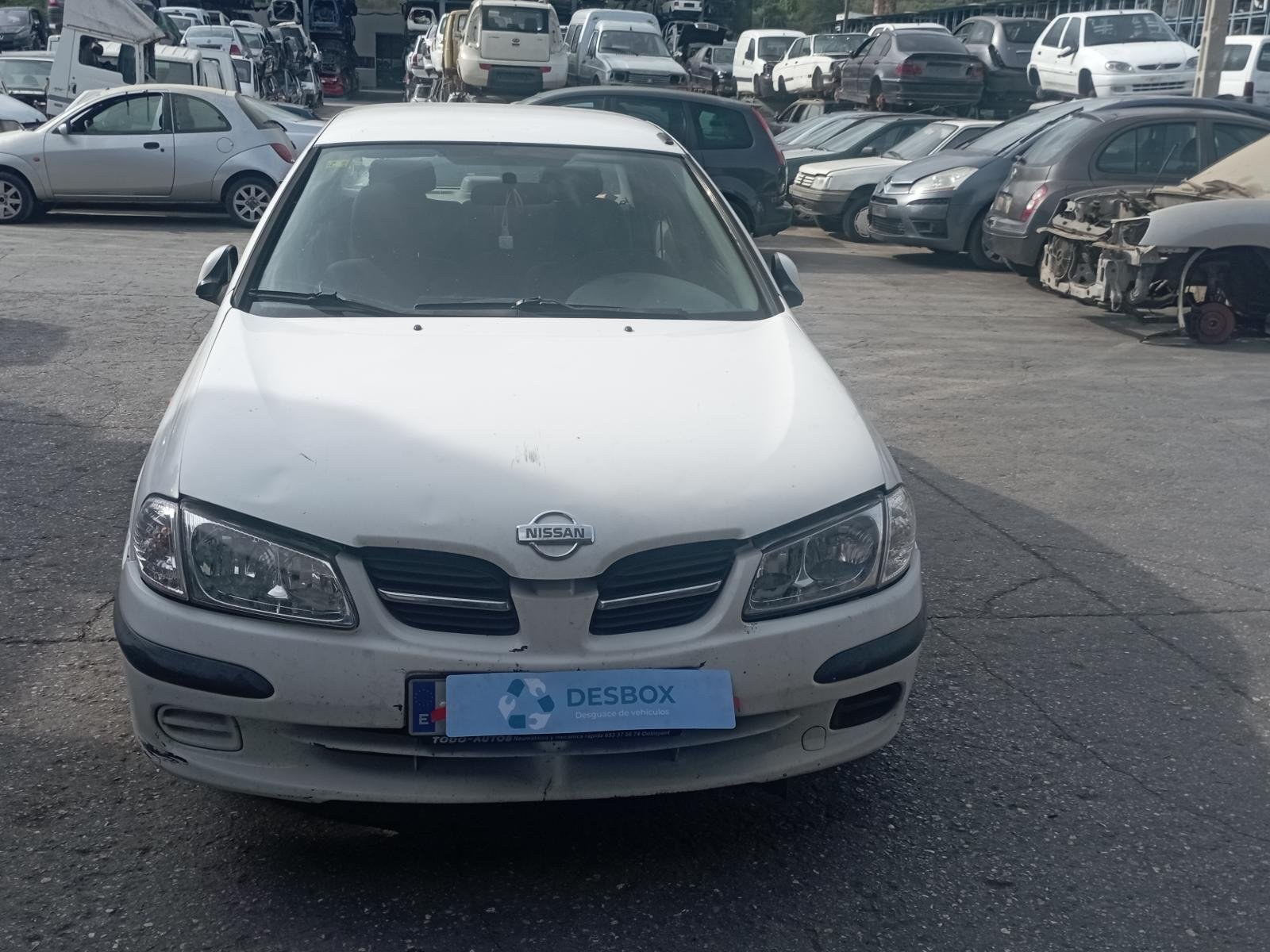NISSAN ALMERA II Hatchback