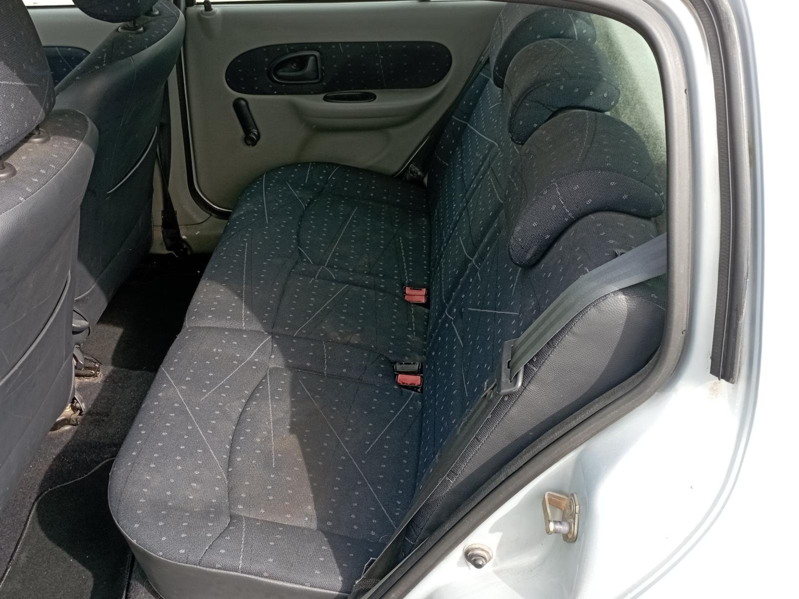 COMPRESOR AIRE ACONDICIONADO RENAULT CLIO II FASE I (B/CBO) - recambio desguace - vista 6