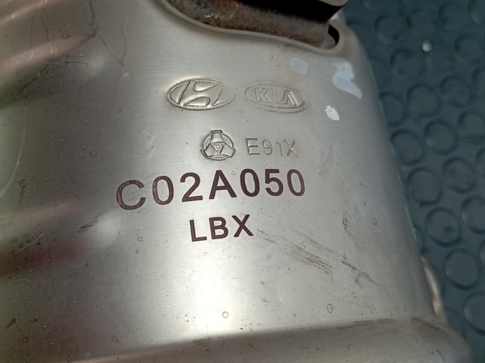 Recambio de CATALIZADOR para HYUNDAI IX20 D4FC referencia OEM IAM C02A050 - BLANCO 5