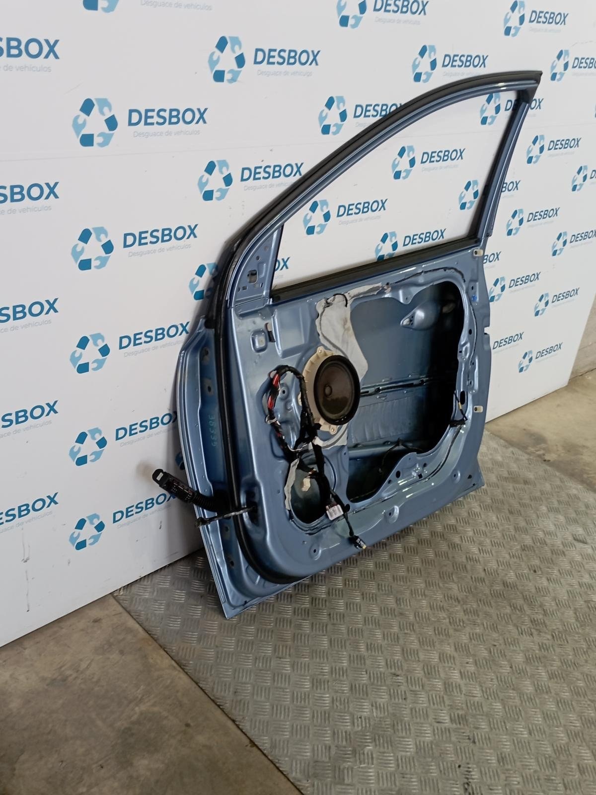 PUERTA DELANTERA DERECHA HYUNDAI IX35 - recambio desguace - vista 3