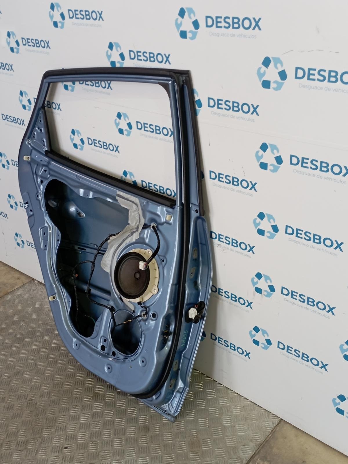 PUERTA TRASERA IZQUIERDA HYUNDAI IX35 - recambio desguace - vista 3