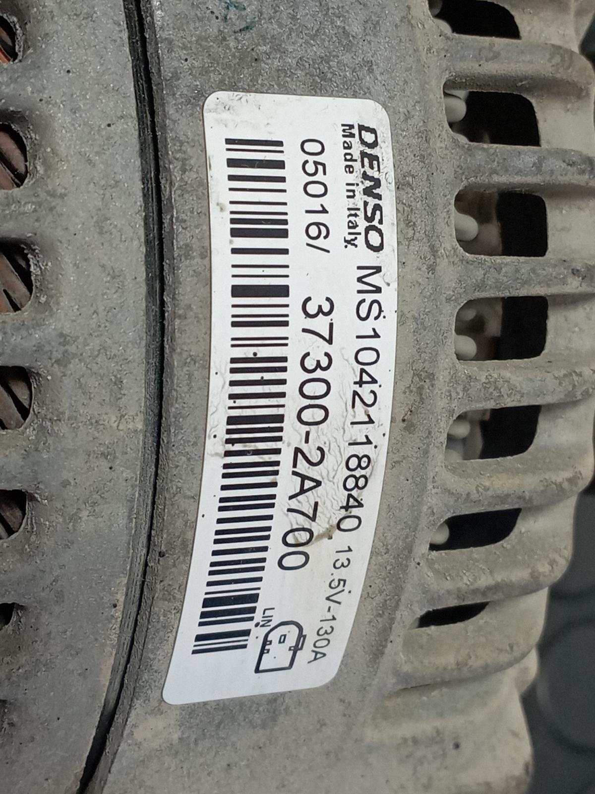 Recambio de ALTERNADOR para HYUNDAI IX20 D4FC referencia OEM IAM 373002A700 - BLANCO 4