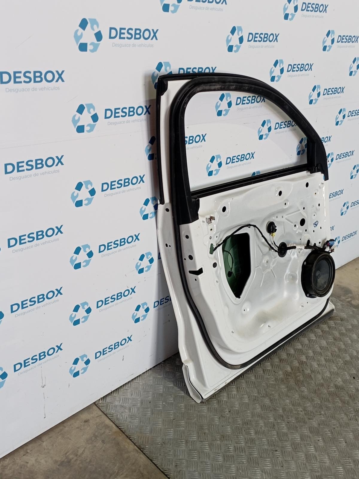 PUERTA DELANTERA IZQUIERDA AUDI Q3 (F3B) - recambio desguace - vista 3
